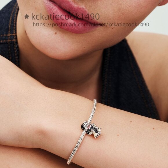 Pandora Disney Villains Cruella De Vil Charm - Picture 4 of 5